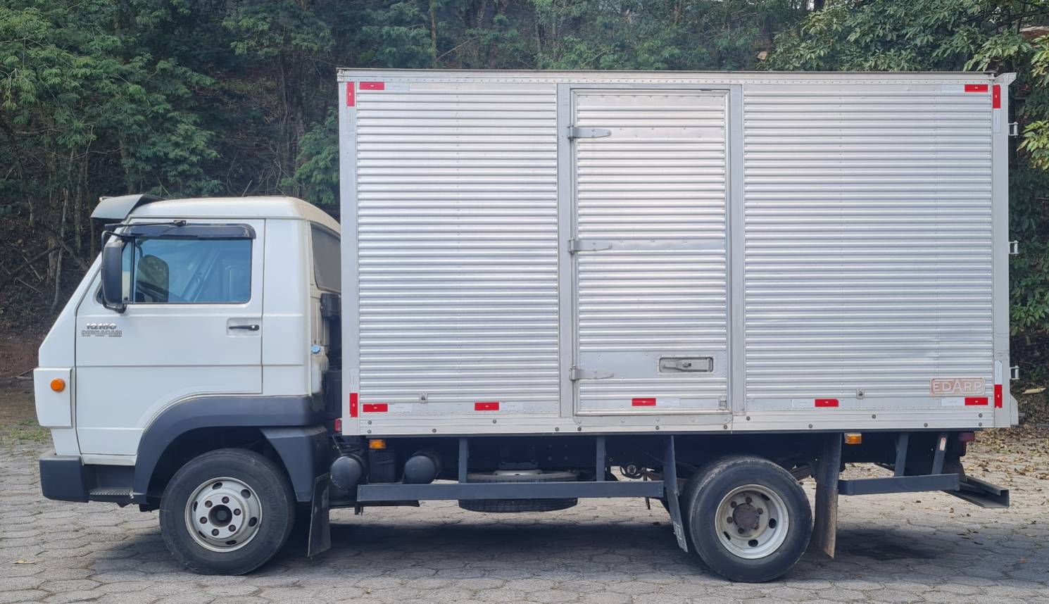 VOLKSWAGEN 10-160 2016 - Foto 8