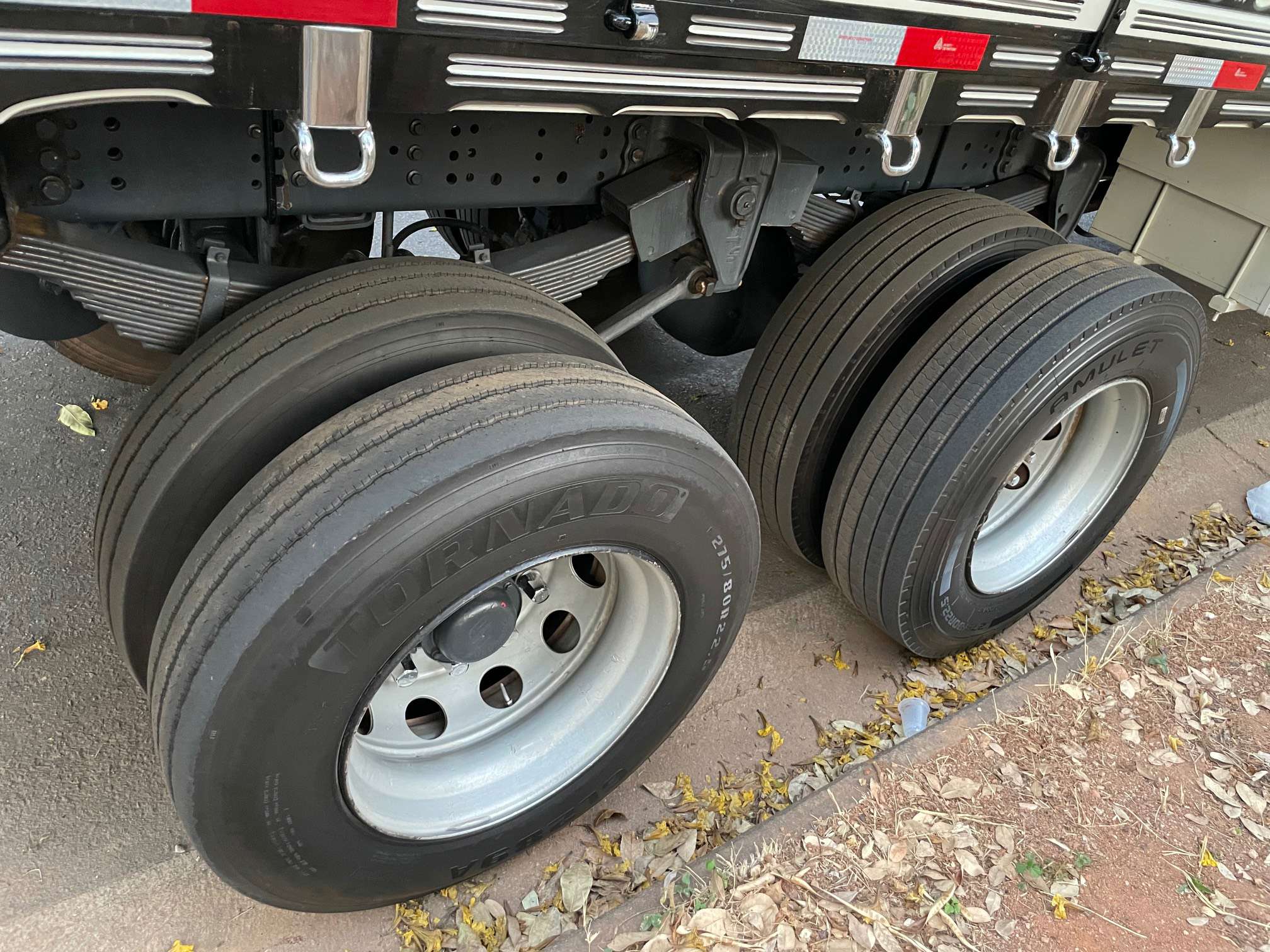 VOLVO VM 270 2013 6X2 - Foto 5