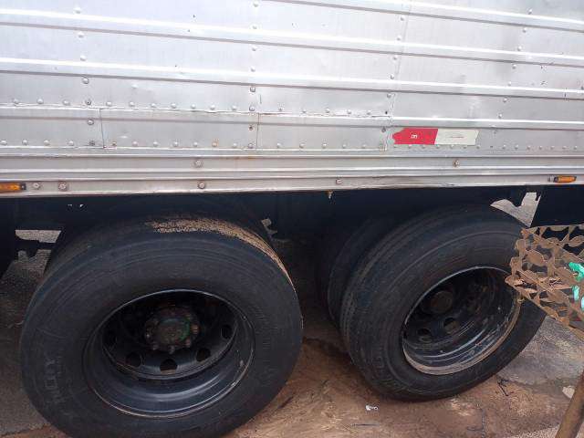VOLVO VM 270 2013 6X2 - Foto 5