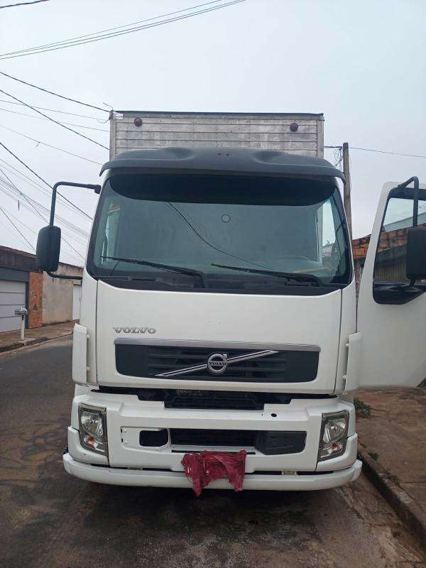 VOLVO VM 270 2013 6X2 - Foto 1