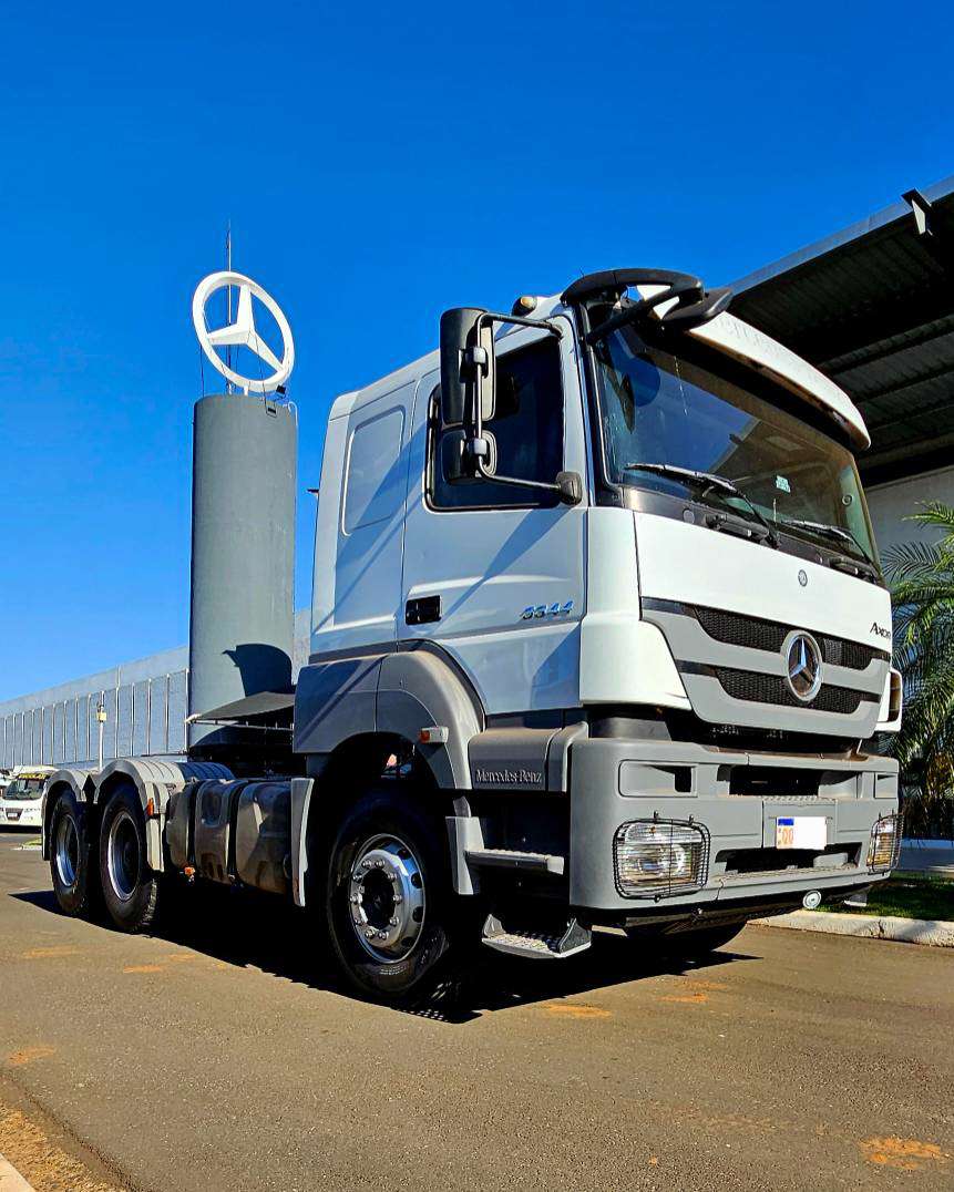 MERCEDES-BENZ AXOR 2019 6X4 - Foto 1