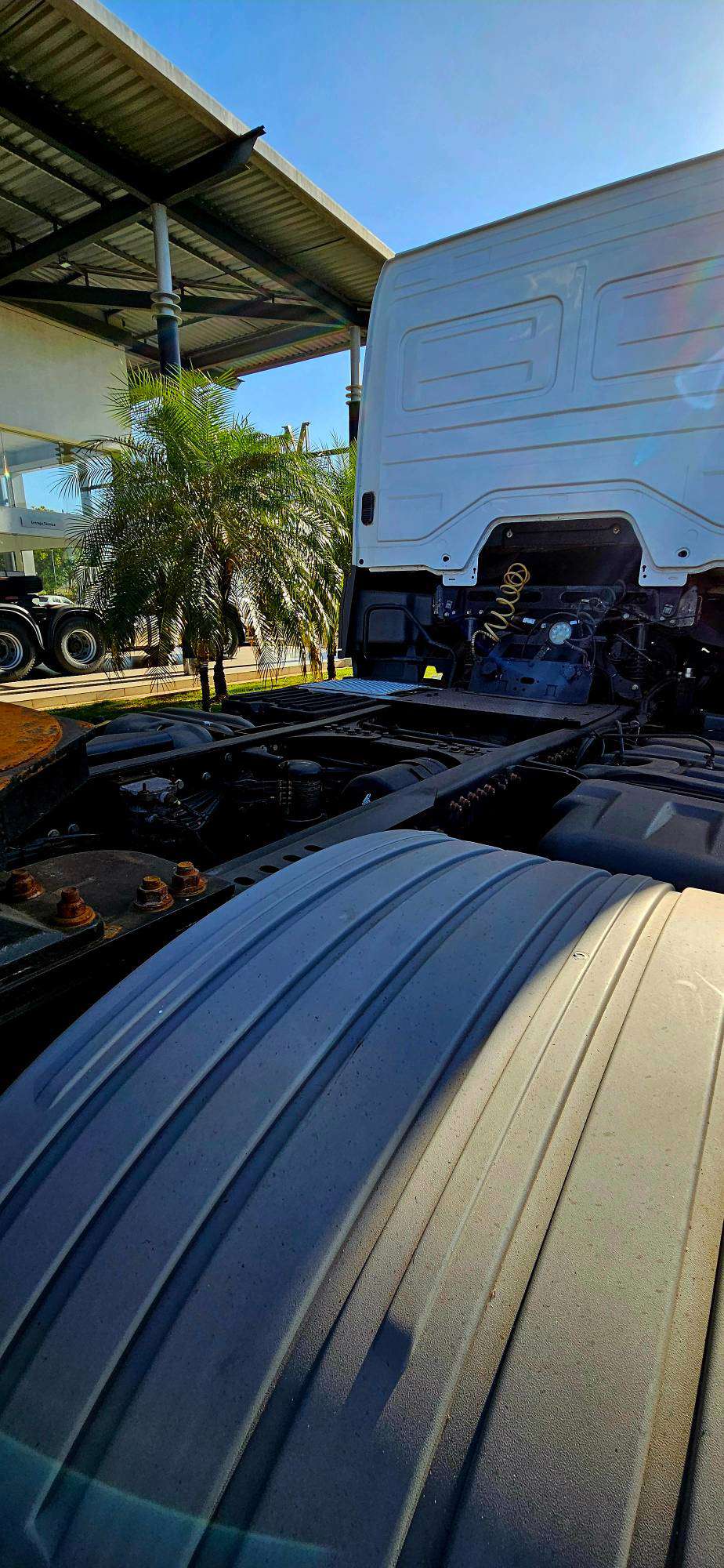MERCEDES-BENZ AXOR 2019 6X4 - Foto 2