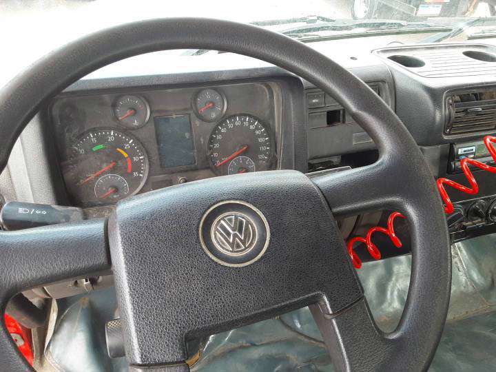 VOLKSWAGEN 13-190 2015 - Foto 8