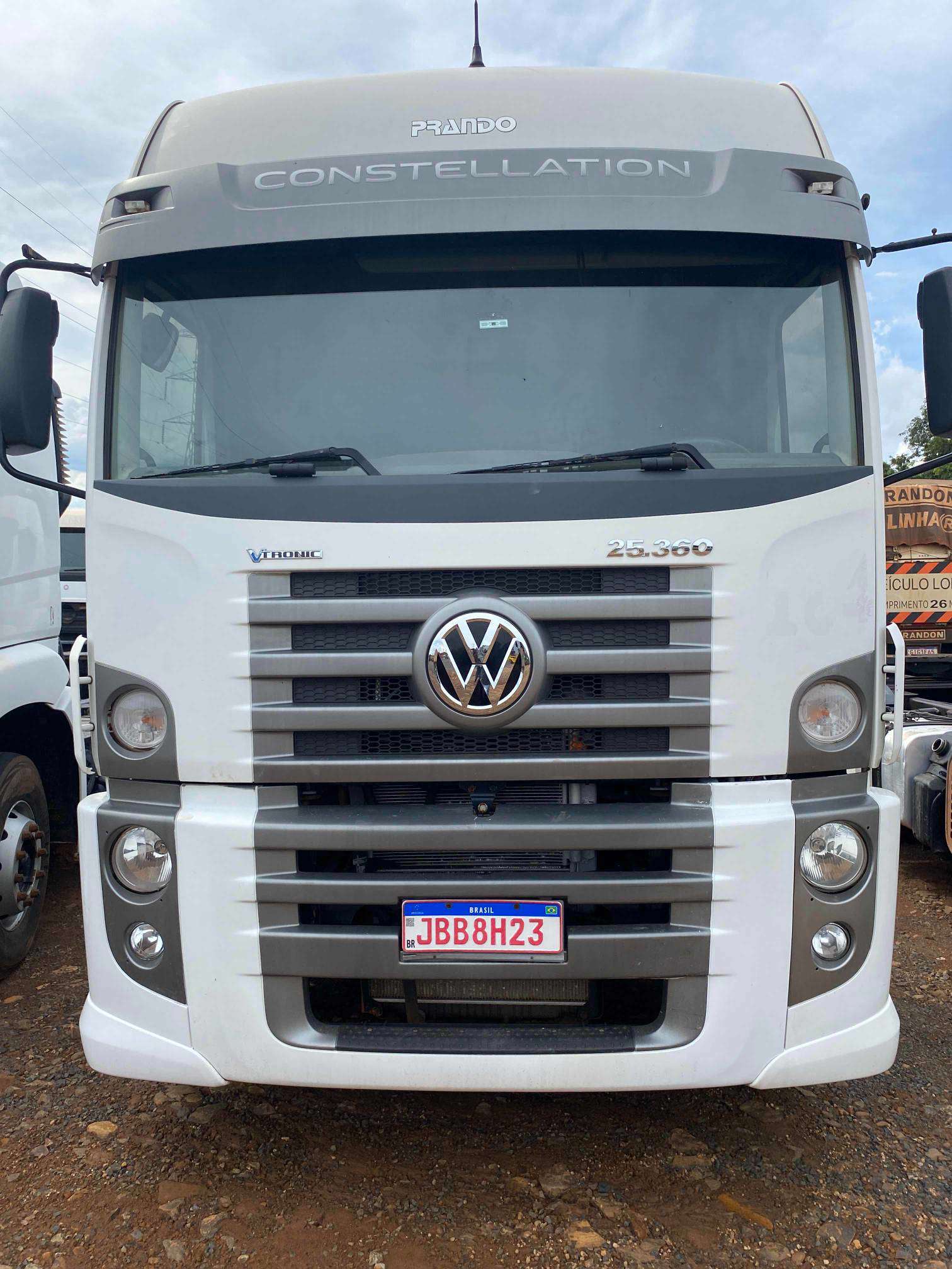 VOLKSWAGEN 25-360 2022 6X2 - Foto 1