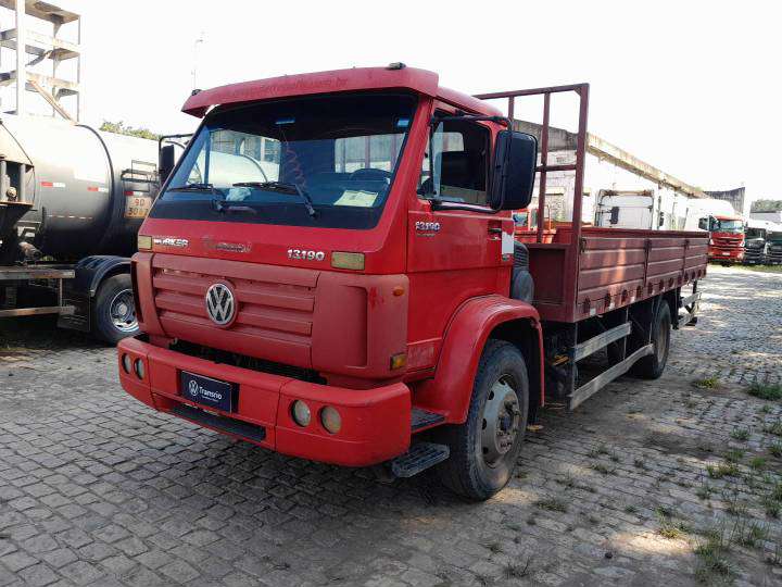 VOLKSWAGEN 13-190 2015 - Foto 1