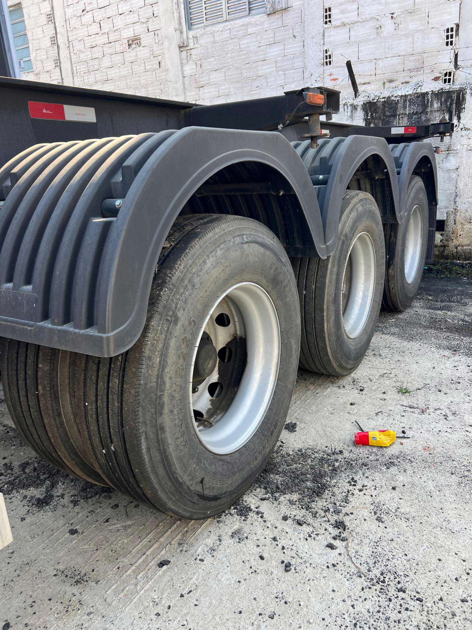TRUCKVAN BUG 2024 - Foto 3