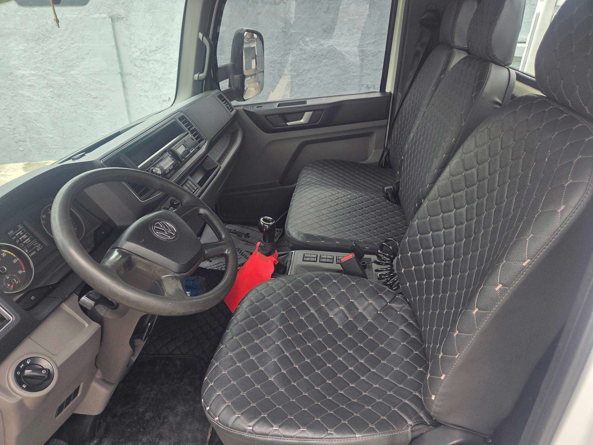VOLKSWAGEN 11-180 2019 - Foto 8