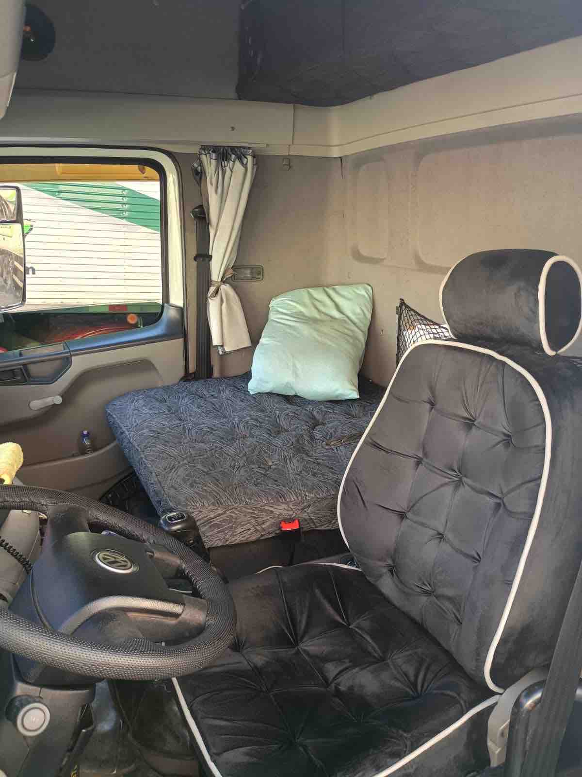 VOLKSWAGEN 24-250 2008 - Foto 7