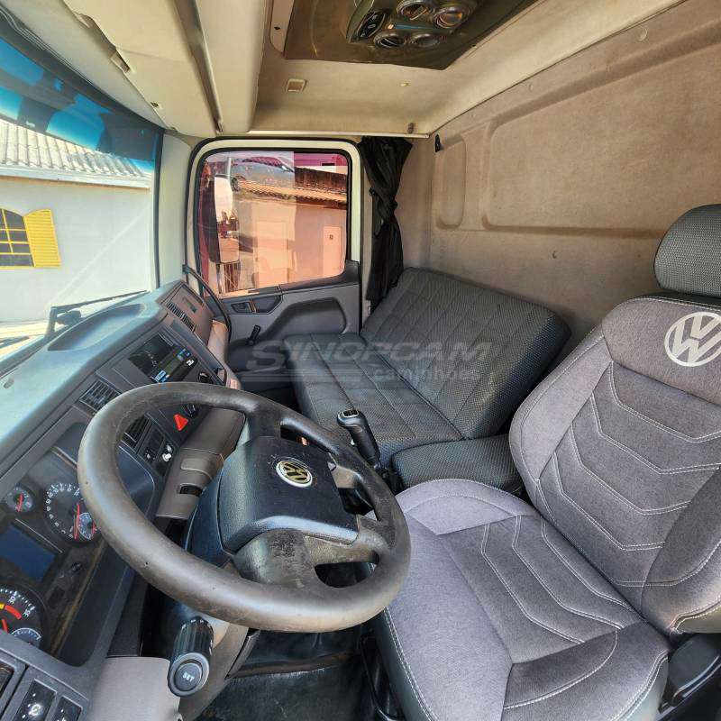VOLKSWAGEN 24-280 2013 8X2 - Foto 7