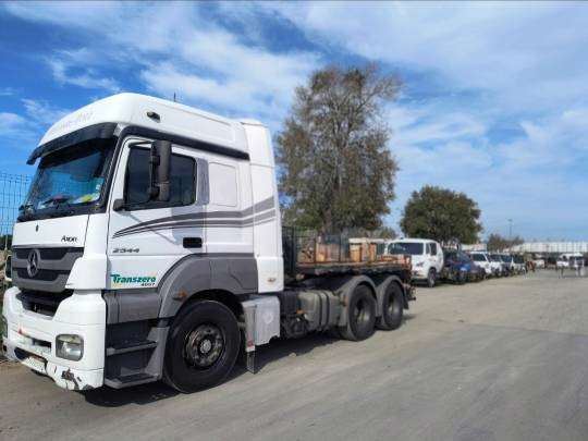MERCEDES-BENZ AXOR 2020 6X2 - Foto 1