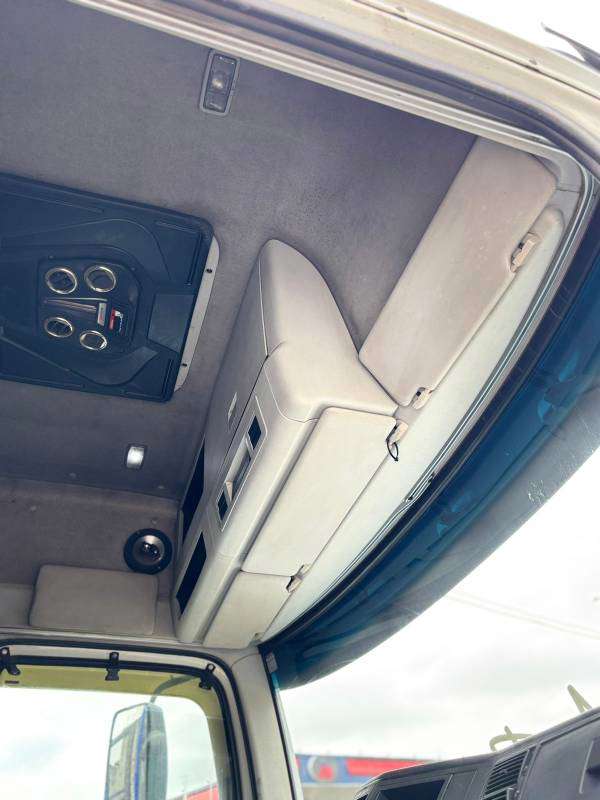 VOLKSWAGEN 25-390 2013 6X2 - Foto 6