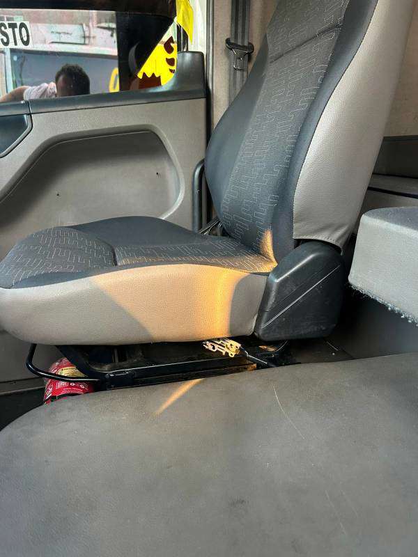 VOLKSWAGEN 19-360 2019 - Foto 7