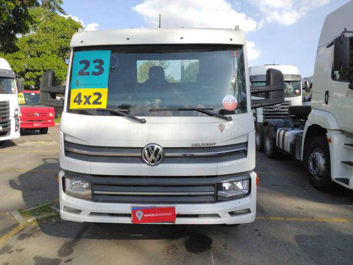 VOLKSWAGEN 11-180 2023 4X2 - Foto 1
