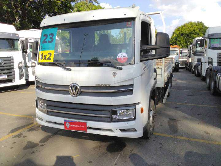 VOLKSWAGEN 11-180 2023 4X2 - Foto 2