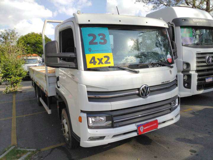 VOLKSWAGEN 11-180 2023 4X2 - Foto 3