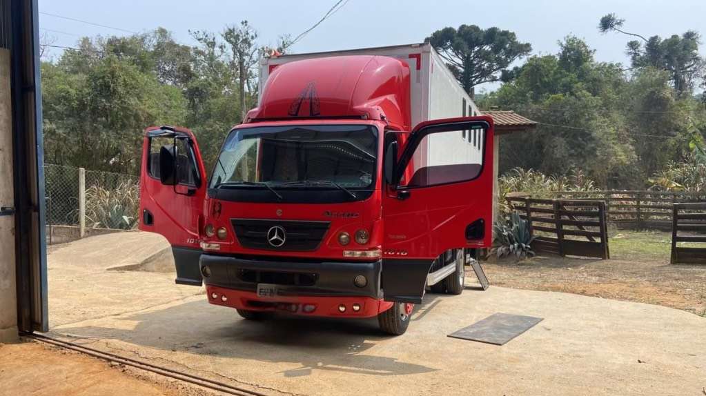 MERCEDES-BENZ ACCELO 2014 - Foto 1