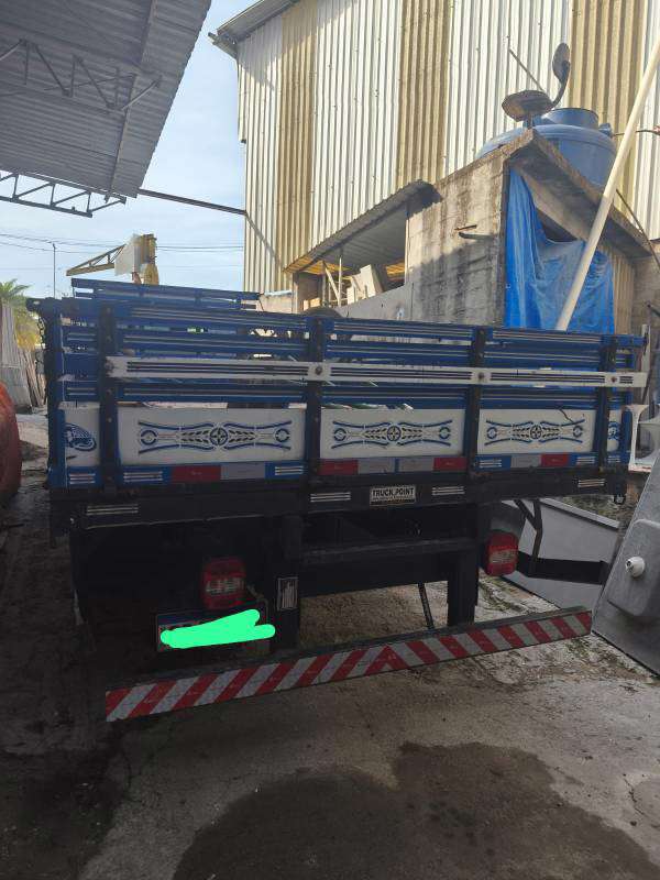 VOLKSWAGEN 6-170 2023 4X2 - Foto 3