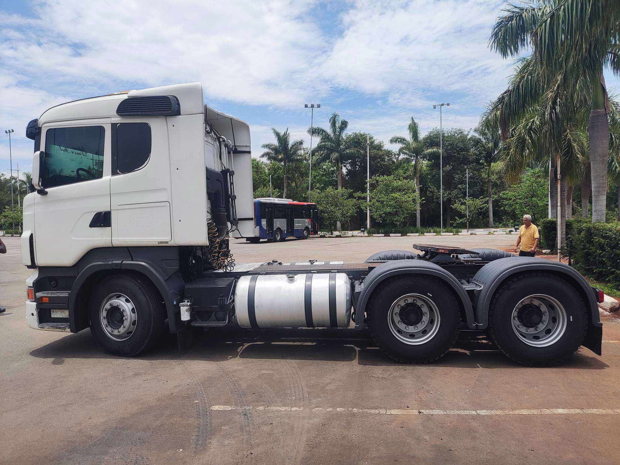 SCANIA R-440 2013 6X4 - Foto 3