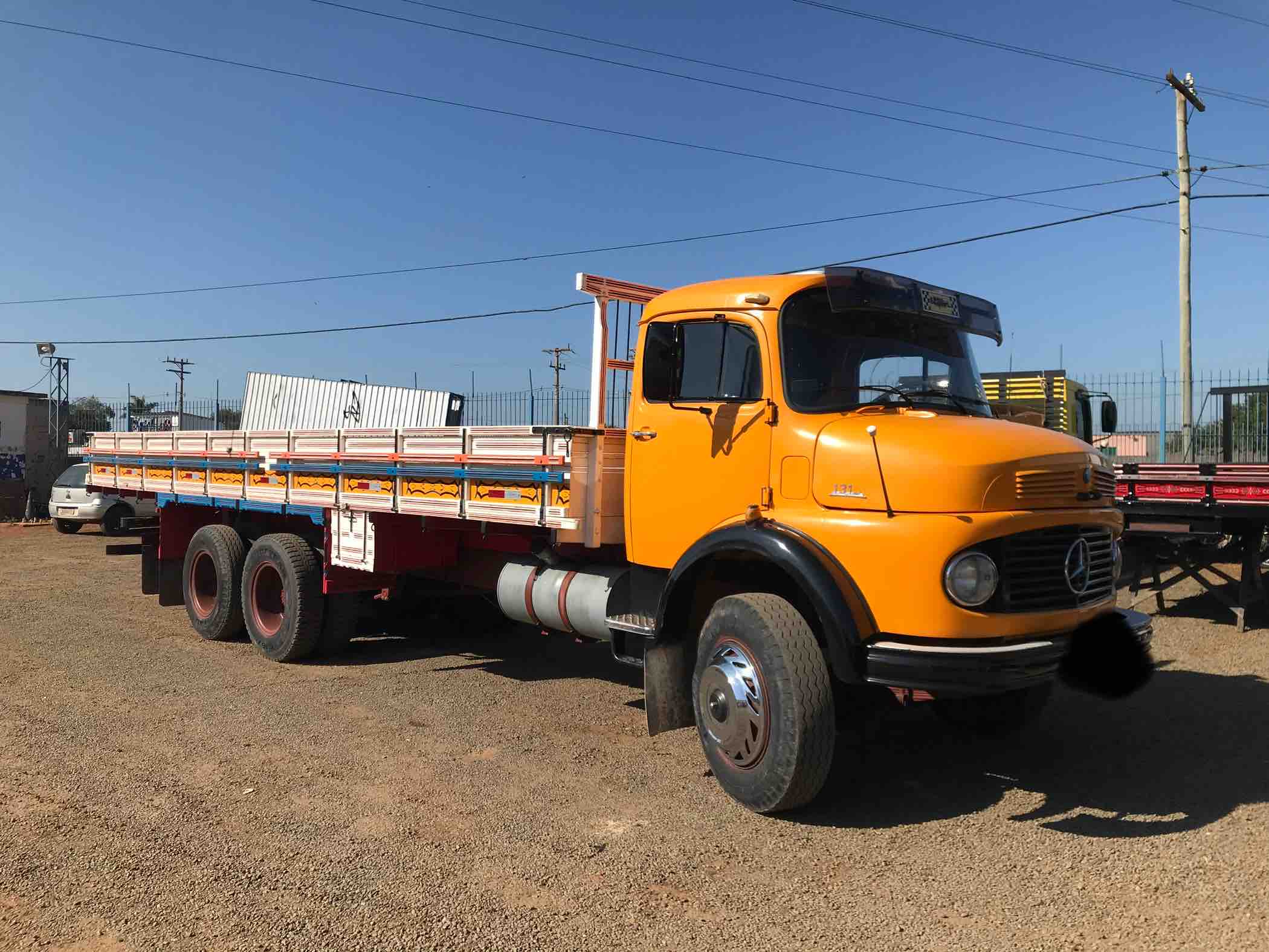 MERCEDES-BENZ L-1313 1981 - Foto 2