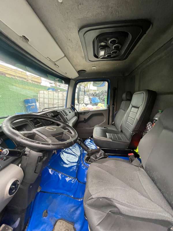 VOLKSWAGEN 15-190 2014 - Foto 7