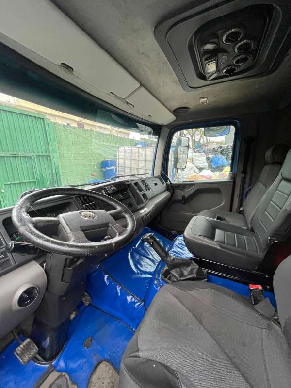 VOLKSWAGEN 15-190 2014 - Foto 6