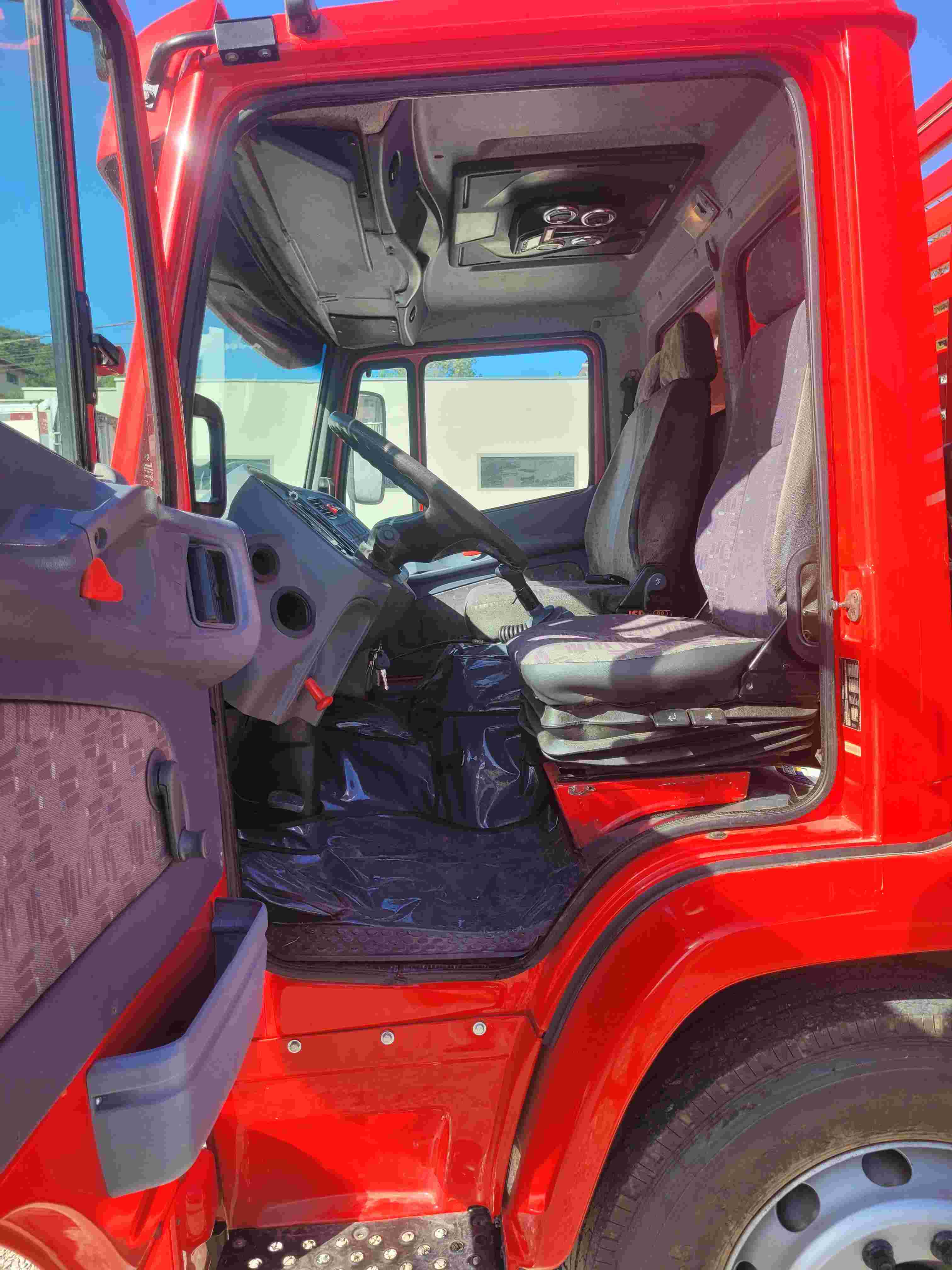MERCEDES-BENZ 1718 2011 - Foto 7
