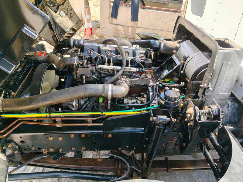 VOLKSWAGEN 5-150 2012 - Foto 4