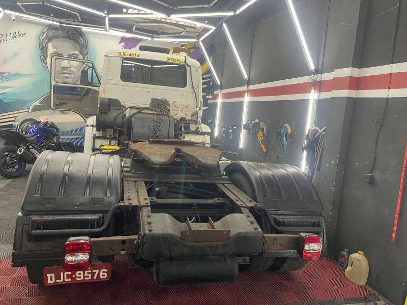 VOLKSWAGEN 13-180 2005 - Foto 4