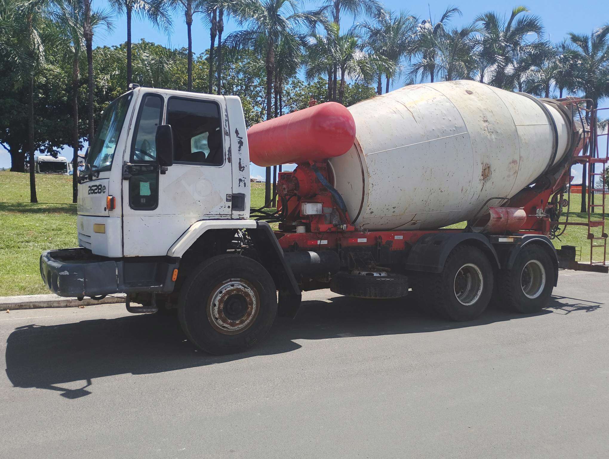 FORD CARGO 2008 6X4 - Foto 2