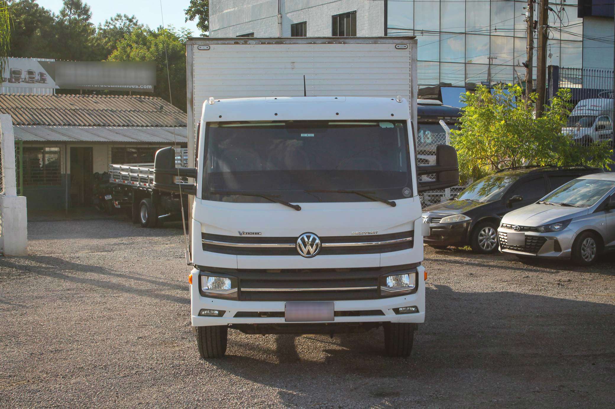 VOLKSWAGEN 11-180 2021 - Foto 3