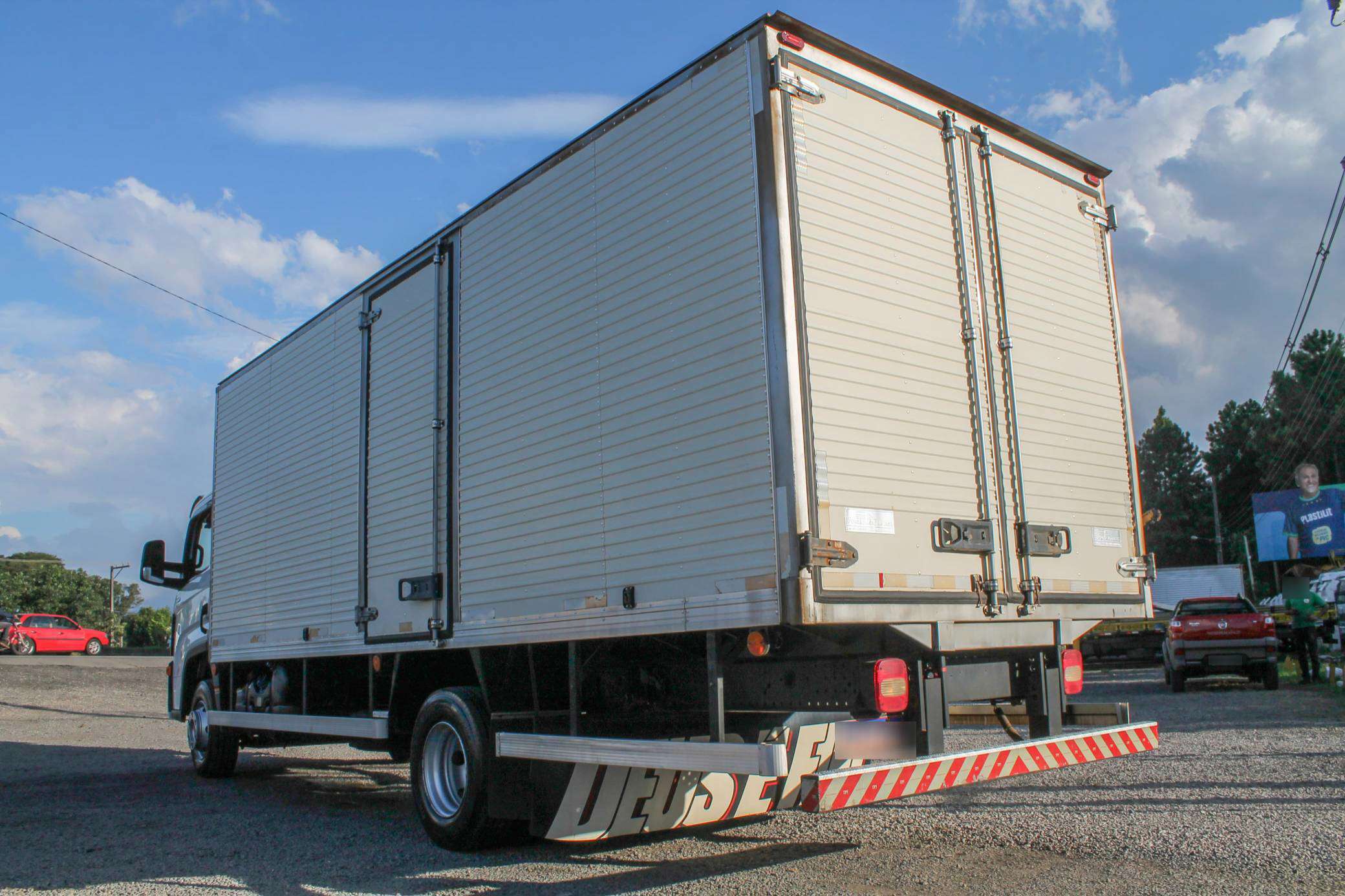 VOLKSWAGEN 11-180 2021 - Foto 4