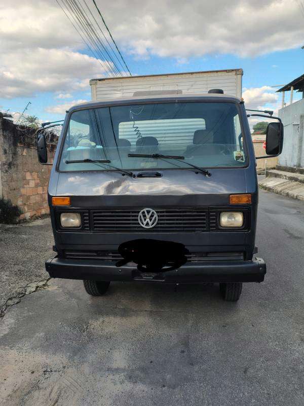VOLKSWAGEN 7-110 1988 - Foto 1