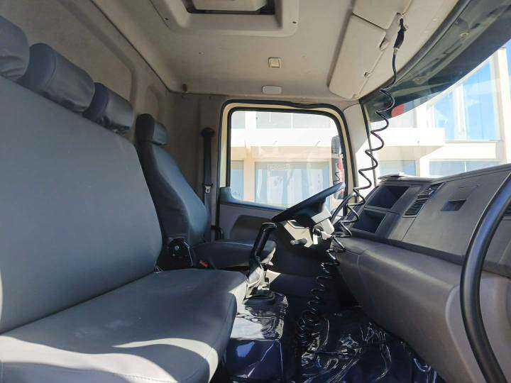 VOLKSWAGEN 15-190 2018 - Foto 5