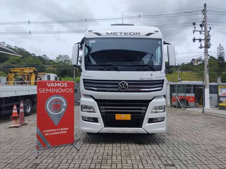 VOLKSWAGEN METEOR 2023 6X4 - Foto 1