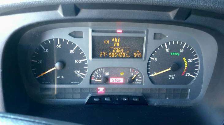 MERCEDES-BENZ AXOR 2010 6X2 - Foto 4