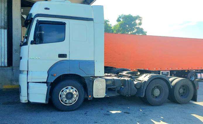 MERCEDES-BENZ AXOR 2010 6X2 - Foto 2