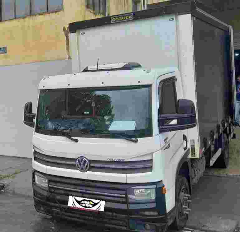 VOLKSWAGEN 11-180 2019 - Foto 4