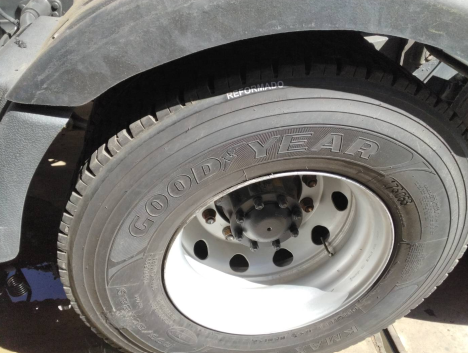 VOLKSWAGEN 25-420 2022 6X2 - Foto 5