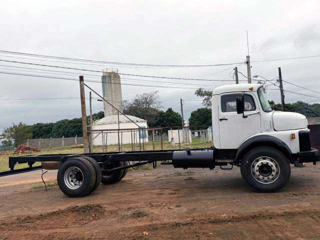 MERCEDES-BENZ L-1113 1981 - Foto 2