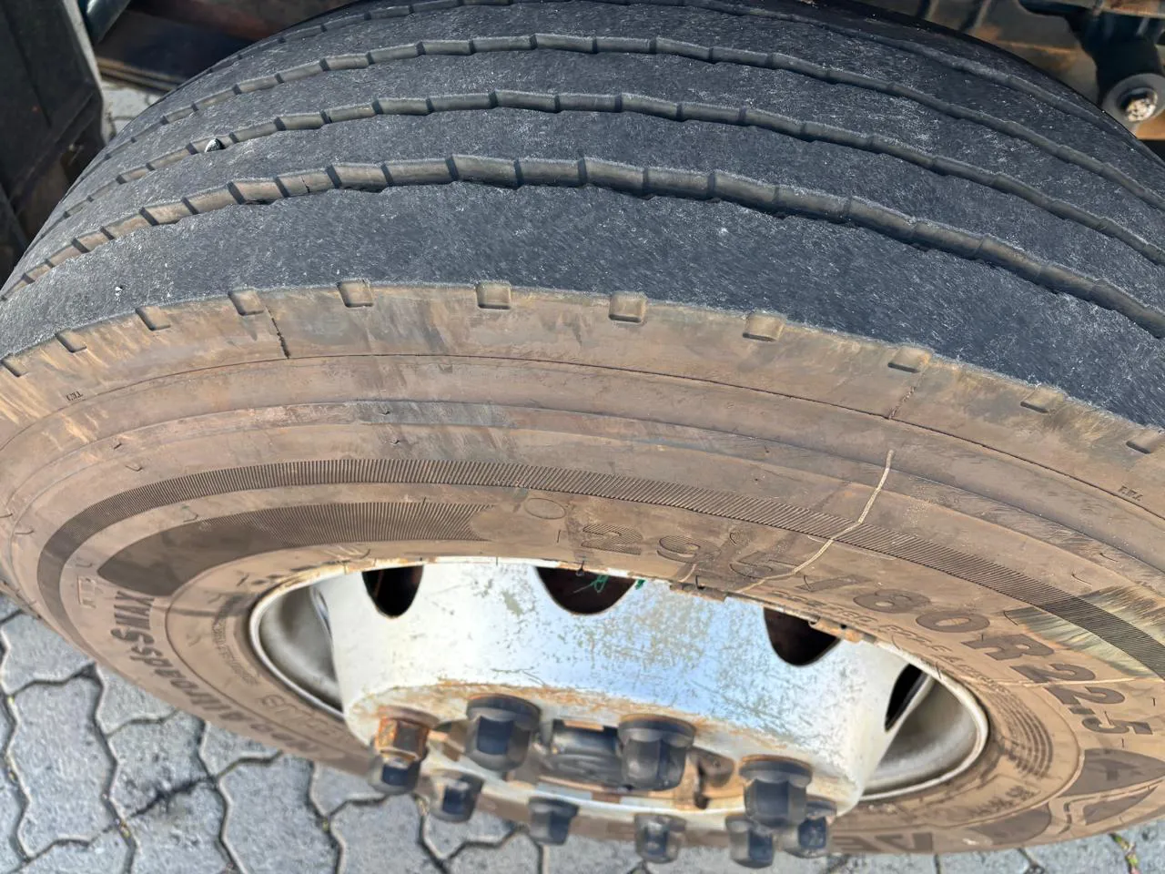 VOLKSWAGEN 25-360 2023 6X2 - Foto 6