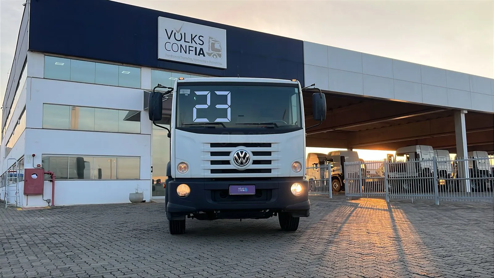 VOLKSWAGEN 14-210 2023 4X2 - Foto 1