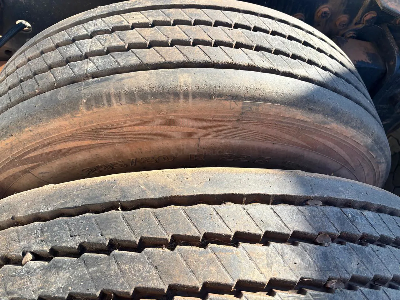 VOLKSWAGEN 25-360 2023 6X2 - Foto 5