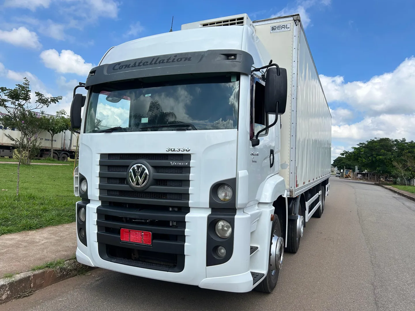 VOLKSWAGEN 30-330 2019 8X2 - Foto 1