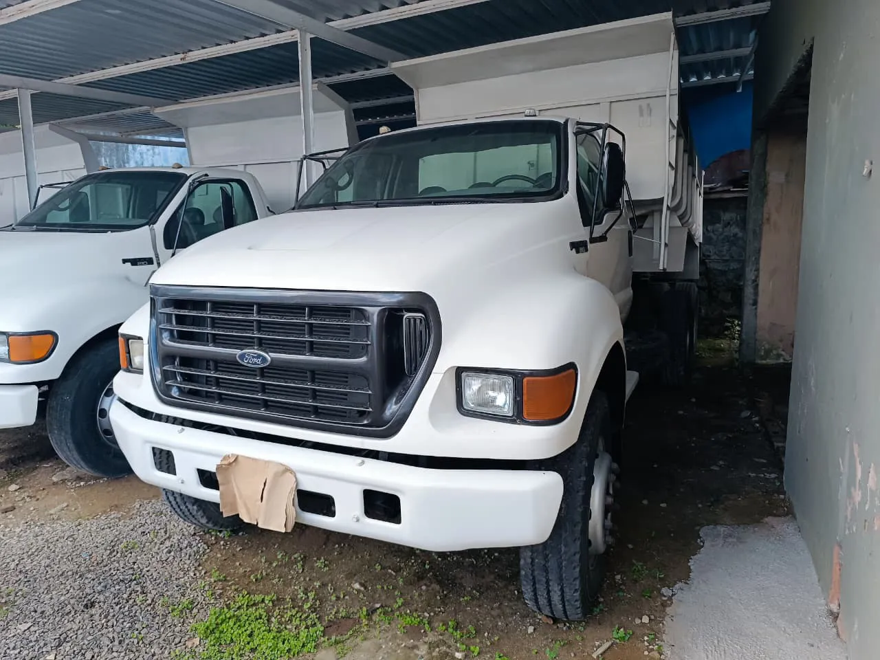 FORD F-16000 1999 - Foto 1