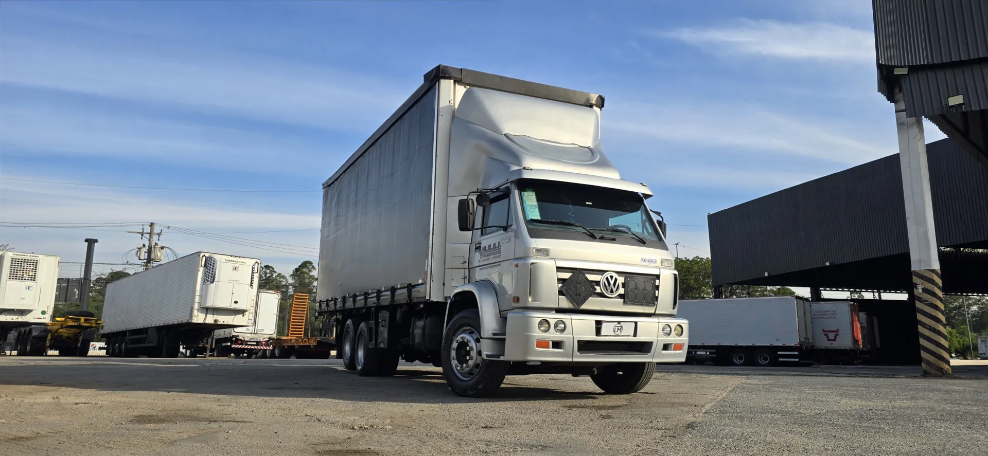 VOLKSWAGEN 23-220 2004 6X2 - Foto 8
