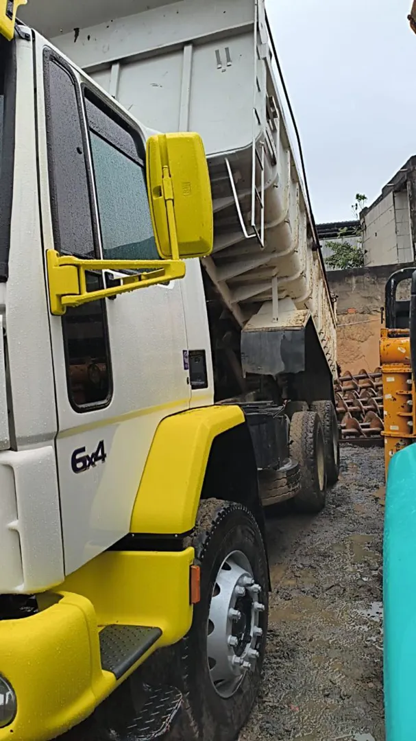 FORD CARGO 2006 6X4 - Foto 2