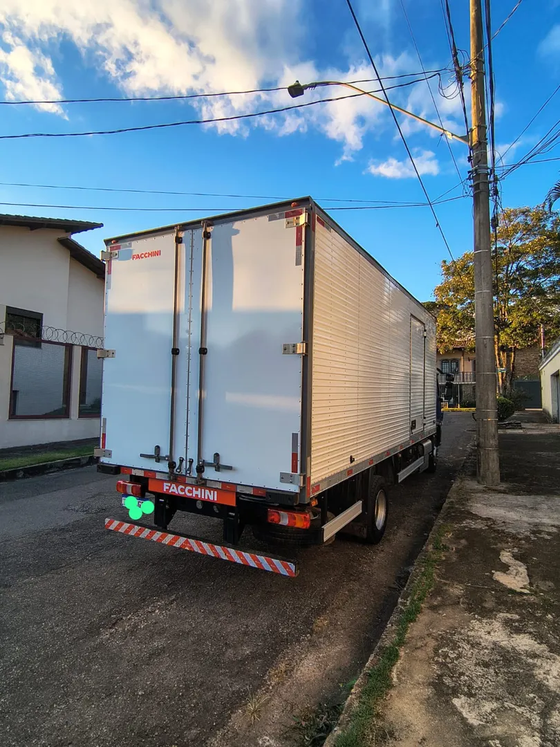 MERCEDES-BENZ ACCELO 2024 4X2 - Foto 6
