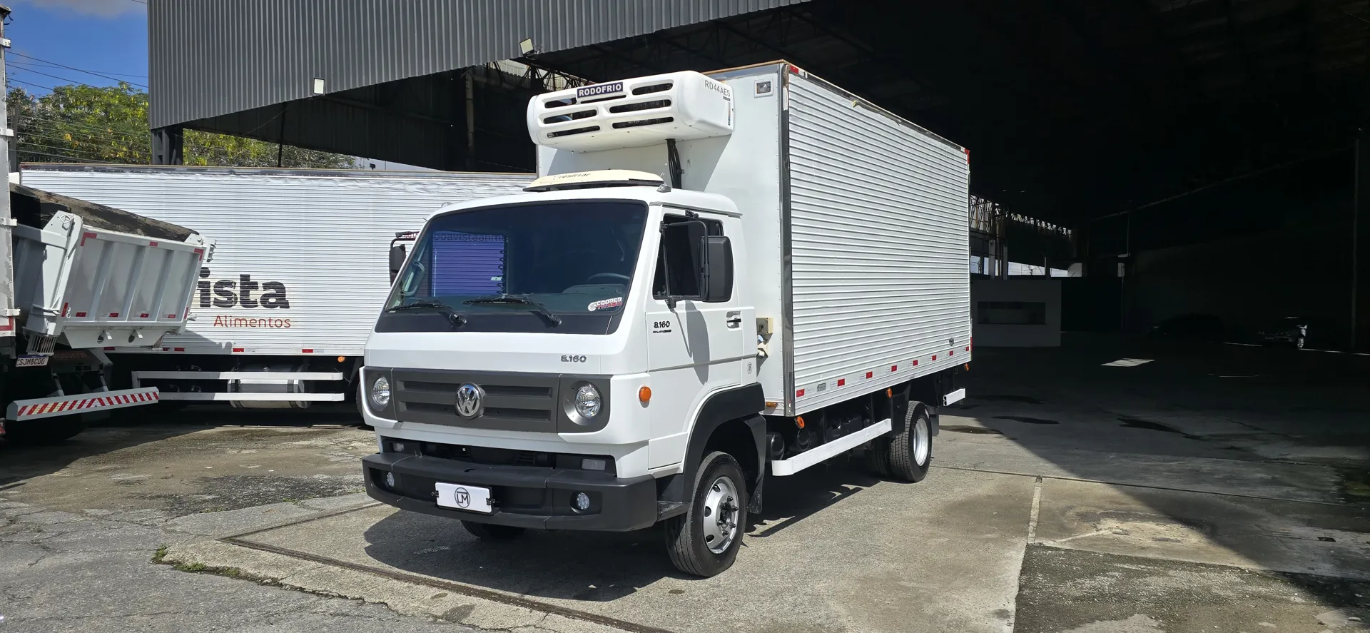 VOLKSWAGEN 8-160 2013 - Foto 1