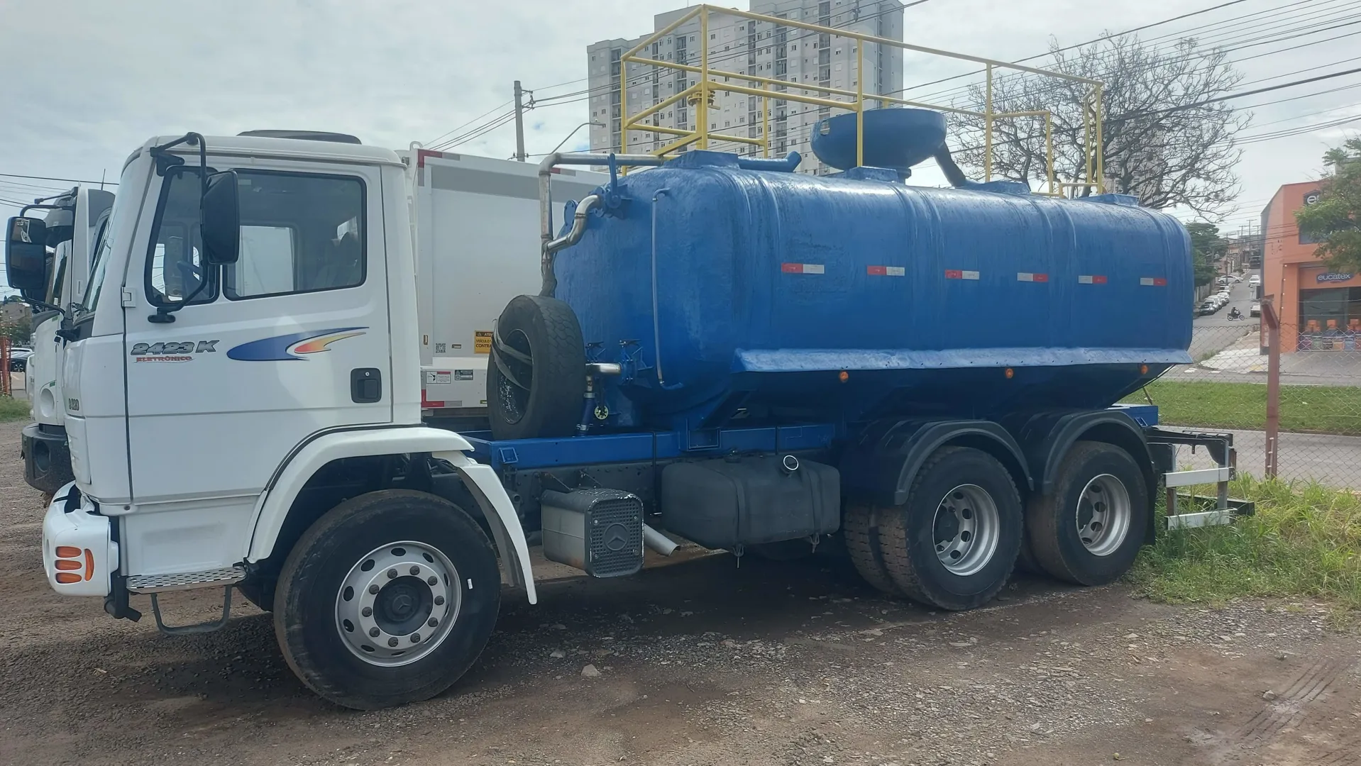 MERCEDES-BENZ 2423 2009 6X4 - Foto 5