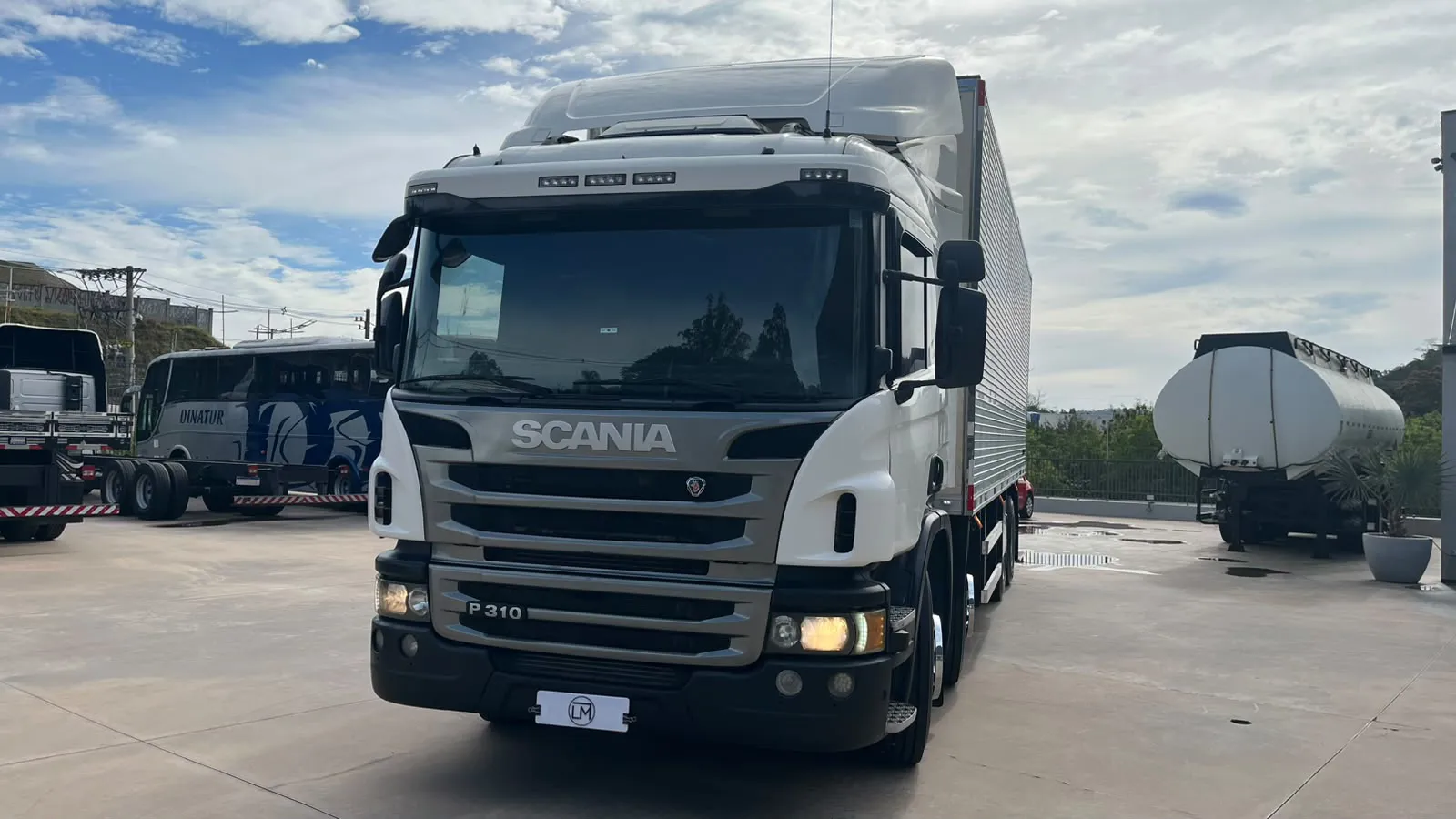 SCANIA P-310 2018 8X2 - Foto 1
